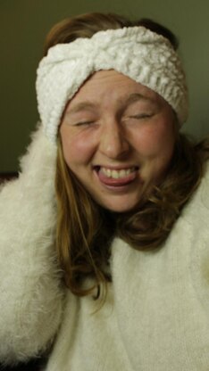BASIC Velvet Ear Warmer