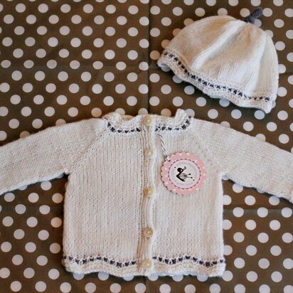 Petit Nuage (Cashmere Cardigan and Baby Beanie)