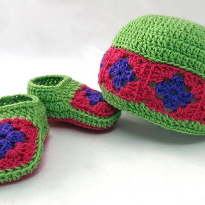 Granny Square Baby Gift Set