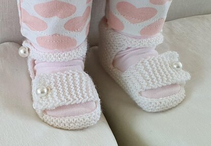 Baby sandals with buttoned straps - Miranda