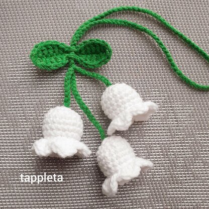 Lilly of the valley charm crochet