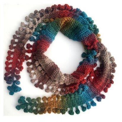 Melu Crochet Bobble Pom Pom Scarf