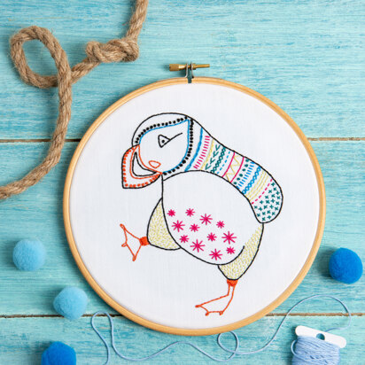 Hawthorn Handmade Puffin Contemporary Embroidery Kit - 12 x 15cm / 4.72 x 5.9in
