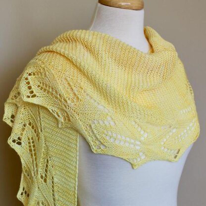 Dazzling Daffodils Shawl