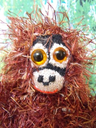 Ozzie Orangutan Toy Knitting Pattern