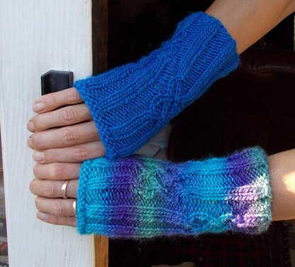 Rib & Braid Mitts