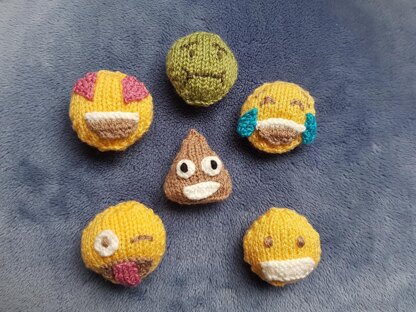 Knitted Faces Emoji-Style