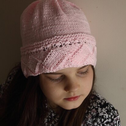 Canary Hat - knitting pattern
