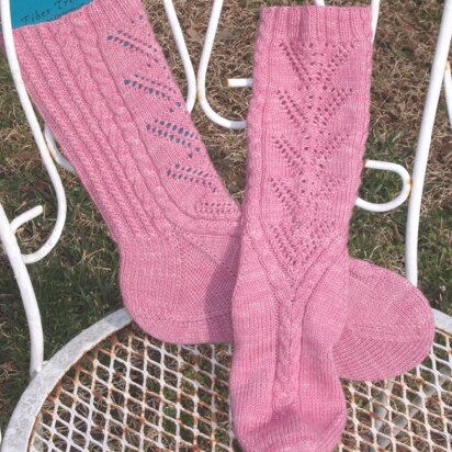 KY Redbuds - knitting pattern
