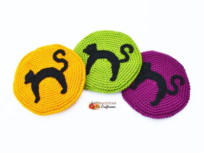 Crochet round coaster. Black cat coaster. Halloween decor. Scaredy cat