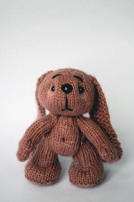 Dusty pink rabbit  (knitted round)