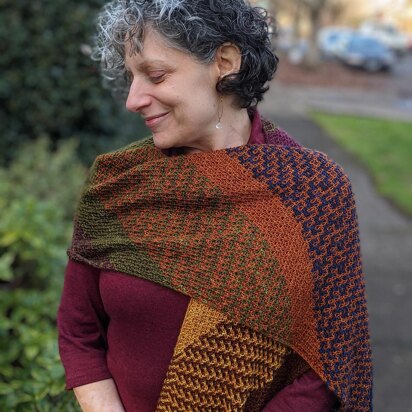 Gibbous Wrap - knitting pattern