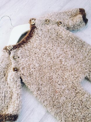 Baby bear boucle raglan romper & hat pdf knitting pattern, 0-12 months