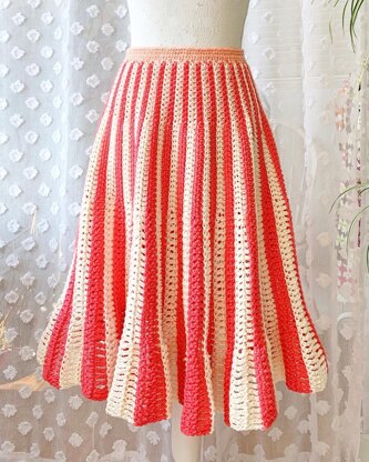 Pleated skirt