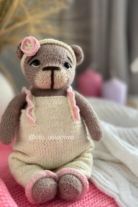 Little Teddy Bear knitting pattern