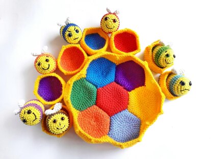 Rainbow Sorting Bee Baskets