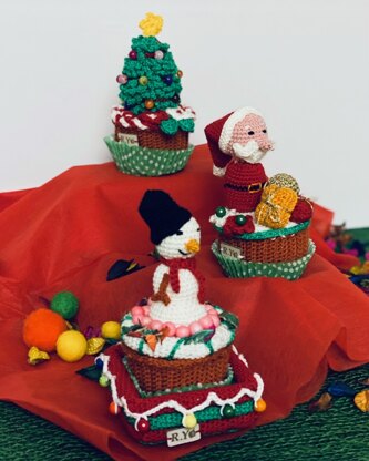 Amigurumi Christmas cupcake