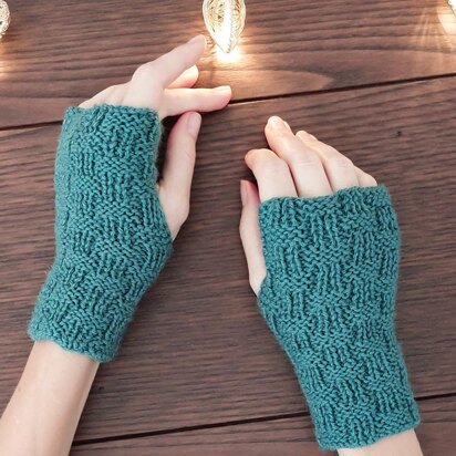 Knitting Pattern Knit checker stitch fingerless gloves, DK yarn