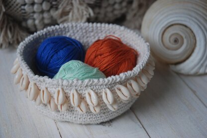 Crochet Cowrie Basket