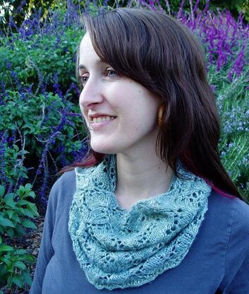 Switchback Cowl