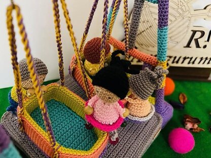 Amigurumi the joy swing