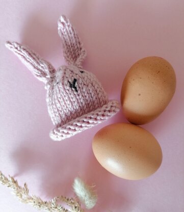 Easter bunny egg cosy