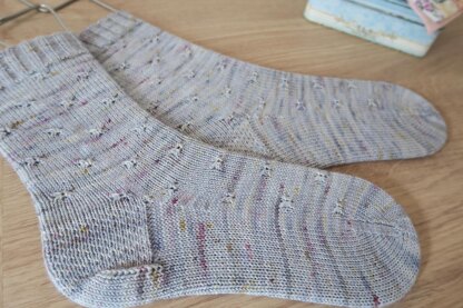 Scattered Kisses Socks