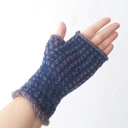 Graph Paper Mitts