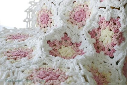 Vintage Fleur Blanket