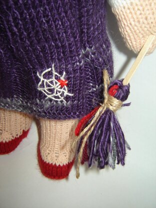 Toy knaitting patterns - Knit a Witch with spider, halloween doll one of a kind