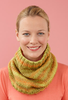 Marble Cowl in Lion Brand Tweed Stripes - L10060