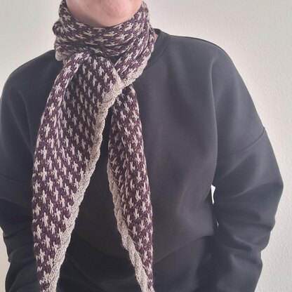 Navigate Scarf