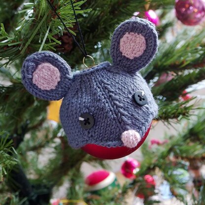 Mouse hat for a bauble