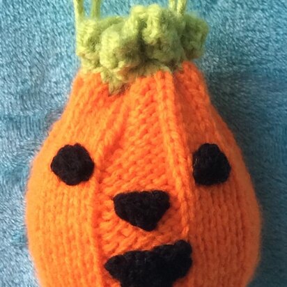 Halloween Pumpkin Drawstring Gift Bag - knitting pattern