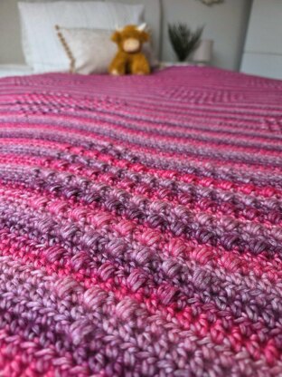 Hugs and Hearts Blanket