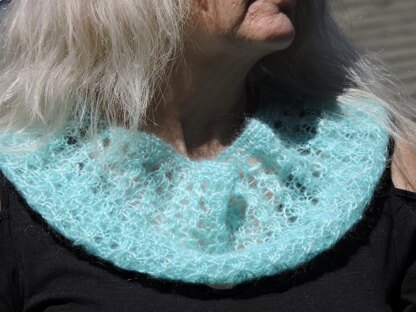 Lace Cowl