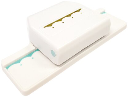 We R Memory Keepers Edge Punch - Scallop Diamond