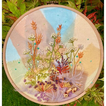 Rowandean Autumn Cow Parsley Printed Embroidery Kit - 20cm x 25cm