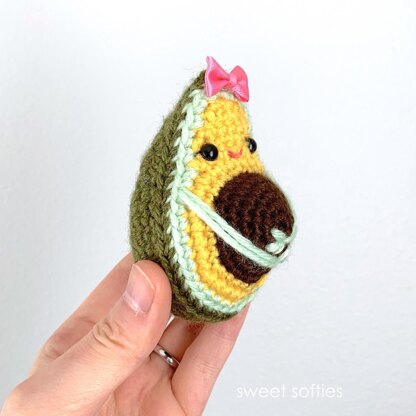 Pregnant Avocado Amigurumi