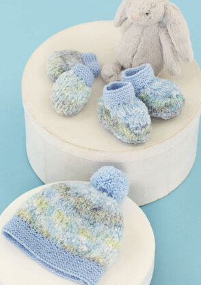 Hat,Mittens and Bootees in Sirdar Flurry Chunky and Snuggly DK - 4858 - Downloadable PDF