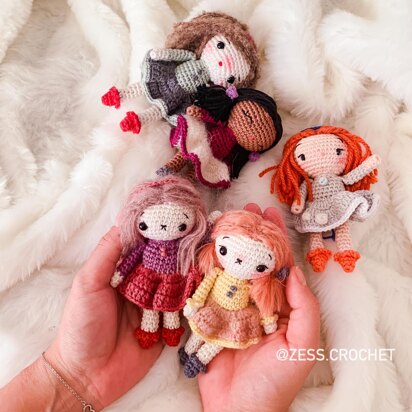 GINETTE dolls CROCHET PATTERN in English by Zess -  tutorial pdf amigurumi easy to follow