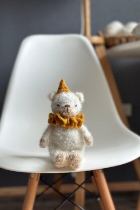 Boucle Bear knitting pattern