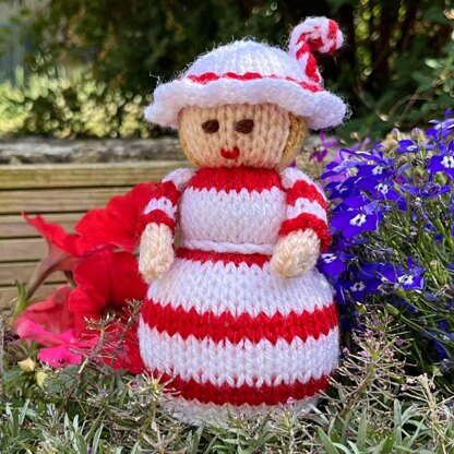 Christmas Doll Knitting Pattern - Toy Knitting Pattern