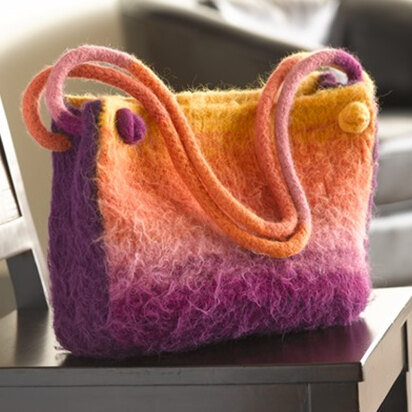 F-8 Sweet Curacao Bag - Free Knitting Pattern for Women in Valley Yarns Berkshire