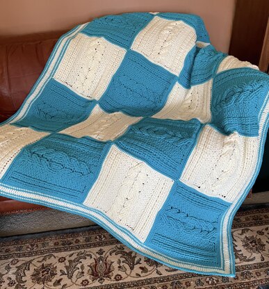 Cable Love Throw