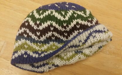 Reversible Dotted Waves Hat