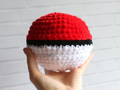 Pokeball gecko hide House