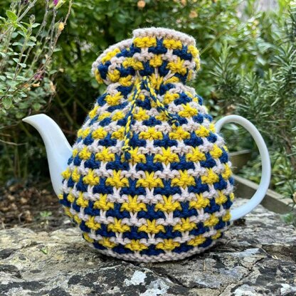Textured Tweed 4 Cup Teapot Cosy Knitting Pattern
