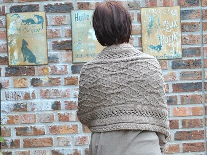 Lorena - shawl with cable slings