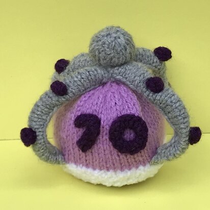 Platinum Jubilee Royal Crown orange cover / toy - knitting pattern